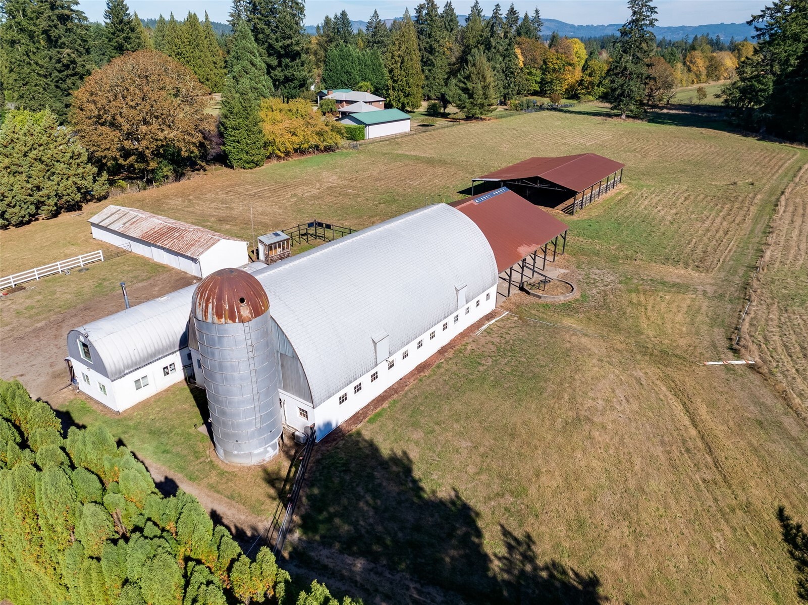 main property photo 32