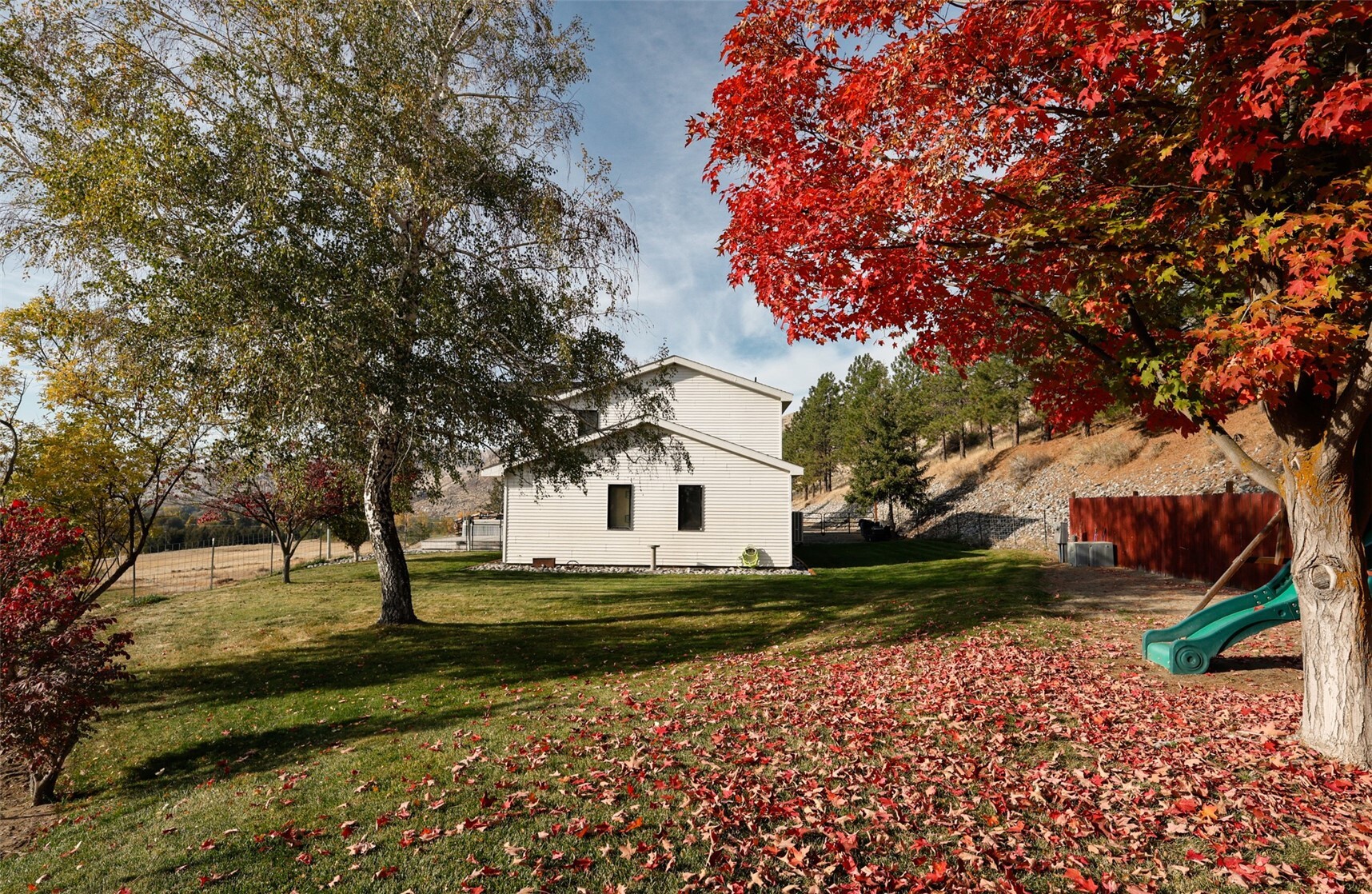 main property photo 4