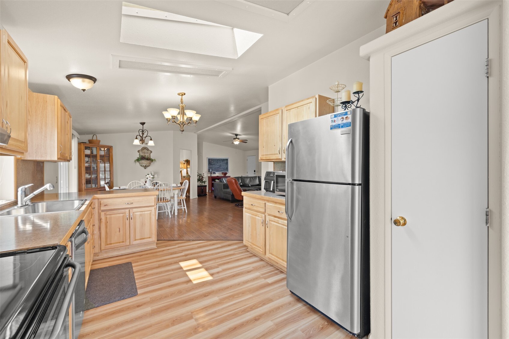 main property photo 19
