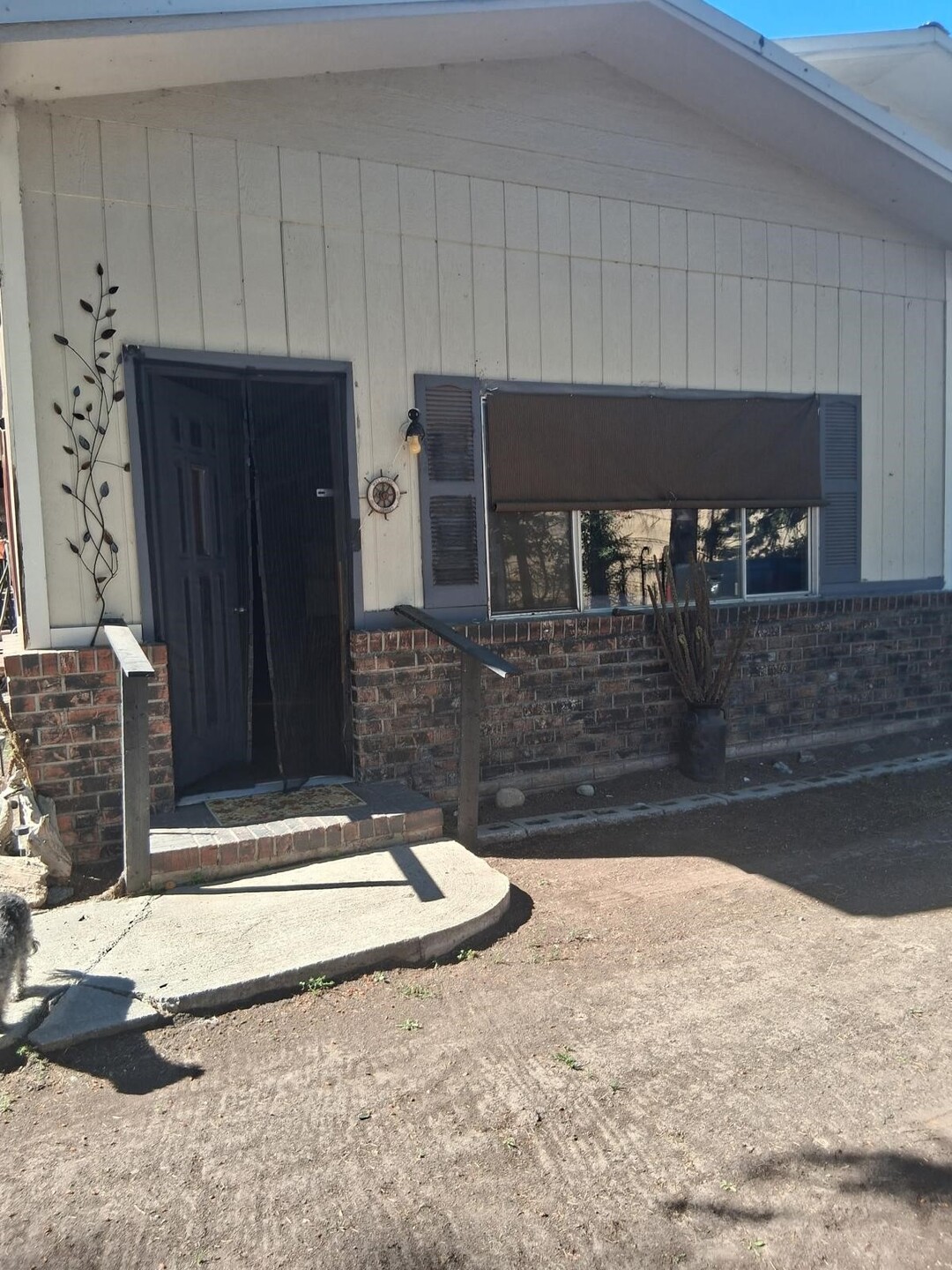 main property photo 23