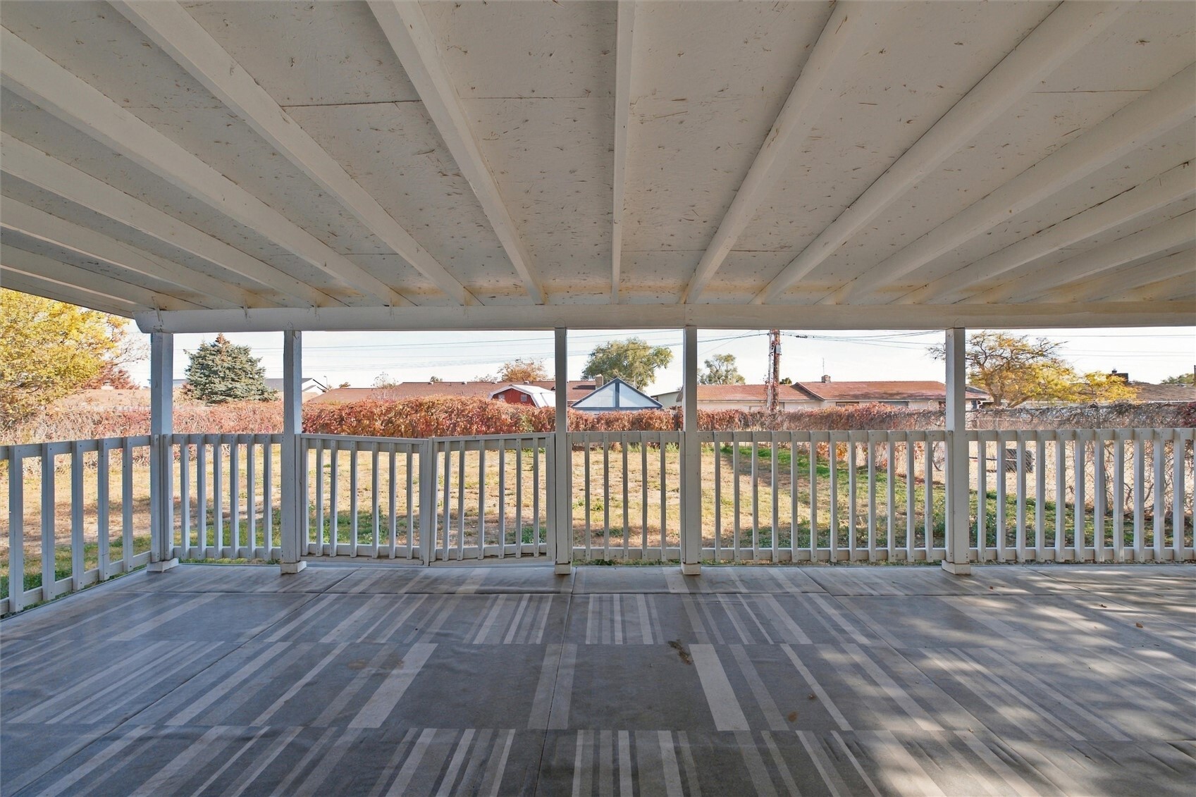 main property photo 20