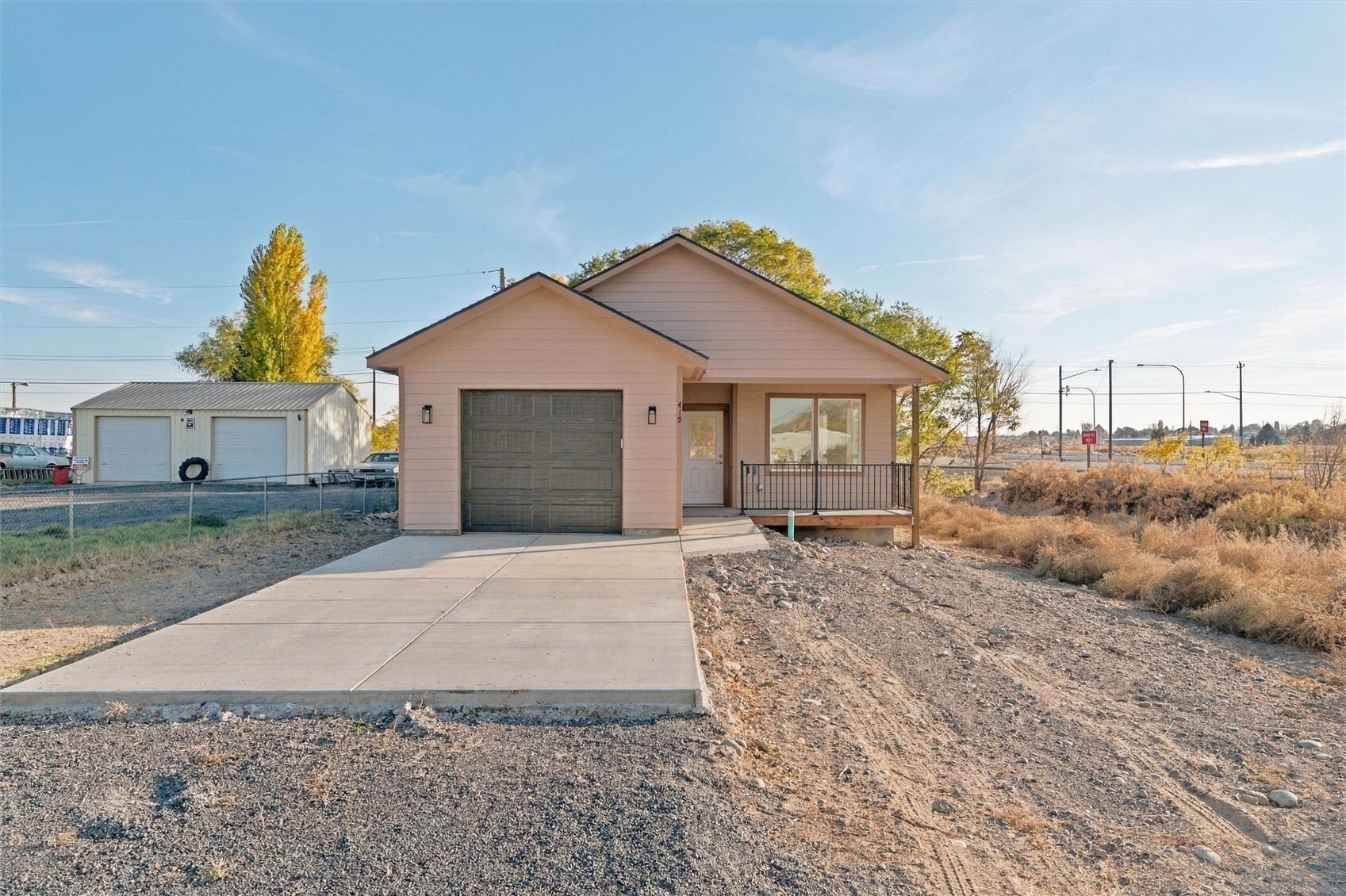 main property photo 0