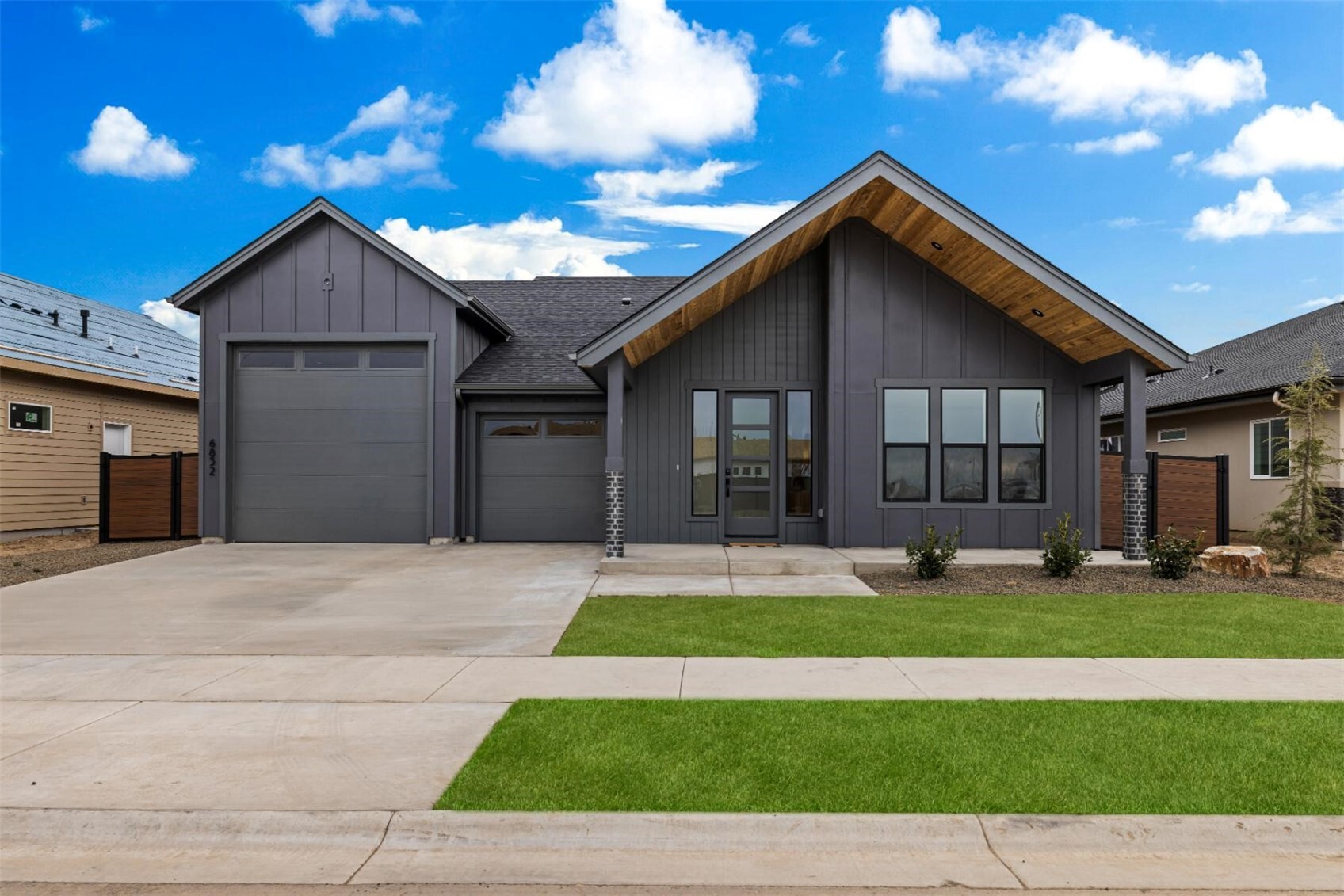 main property photo 0