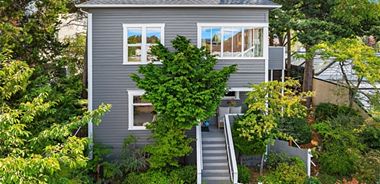 image of property with 3 Bed | 2 Bath | 2,062 Sqft