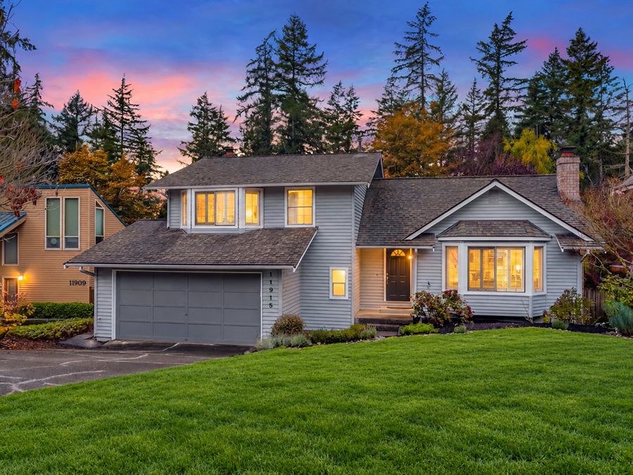 11915 80th Pl NE