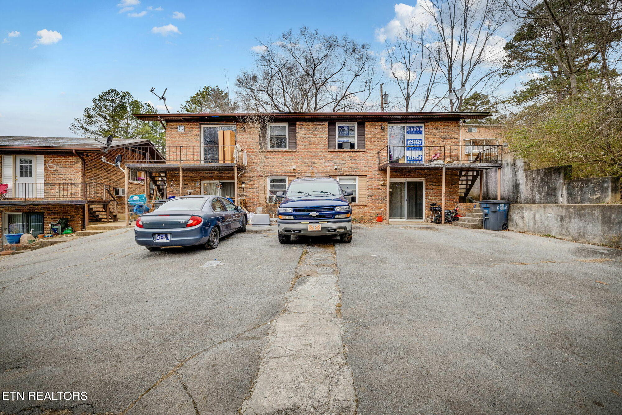 main property photo 8