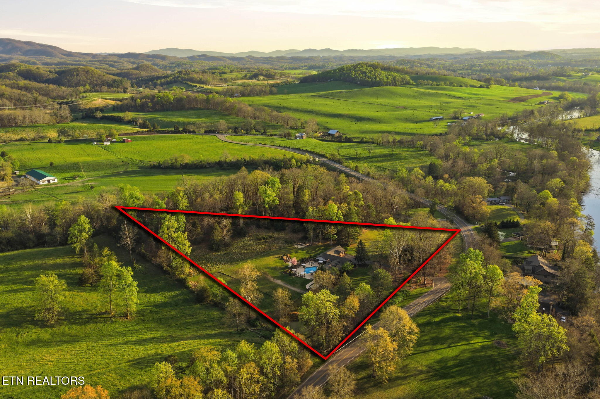main property photo 44