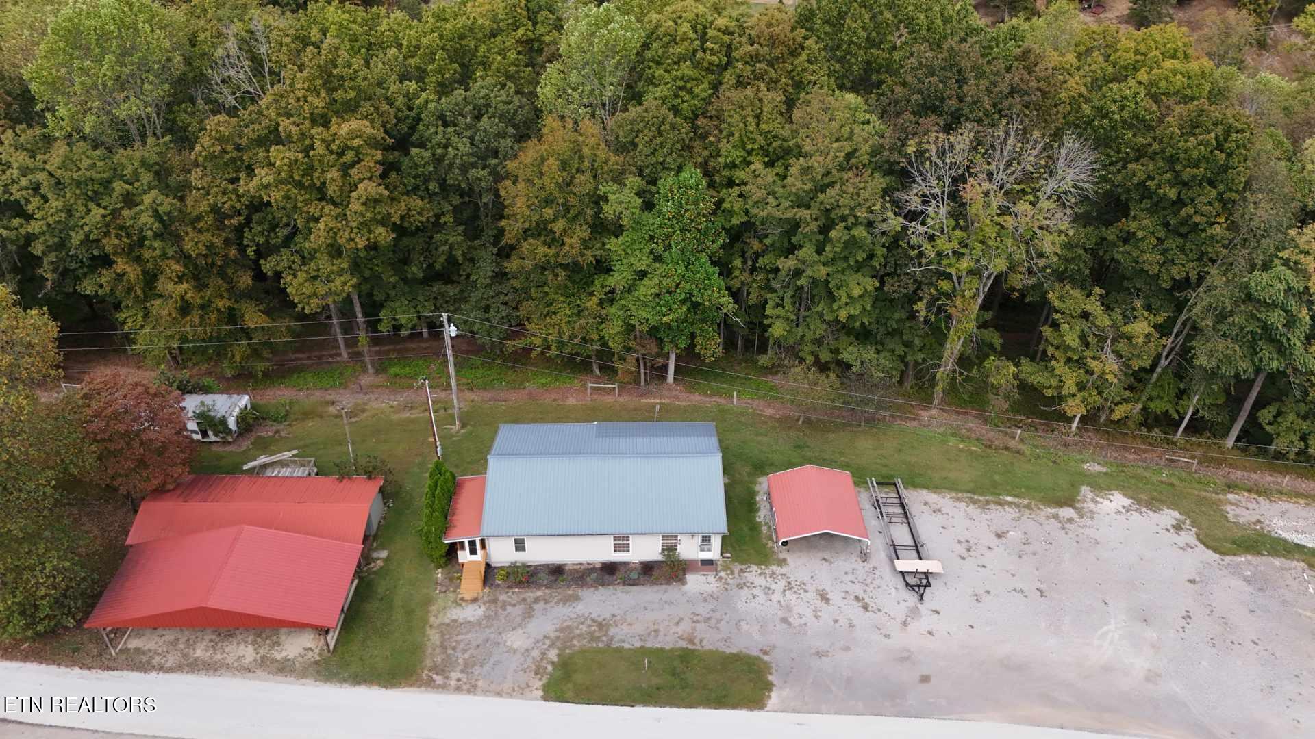 main property photo 33