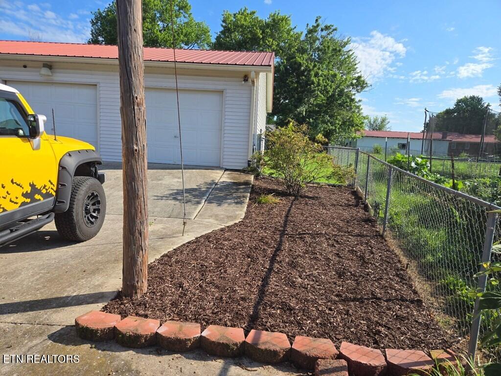 main property photo 57