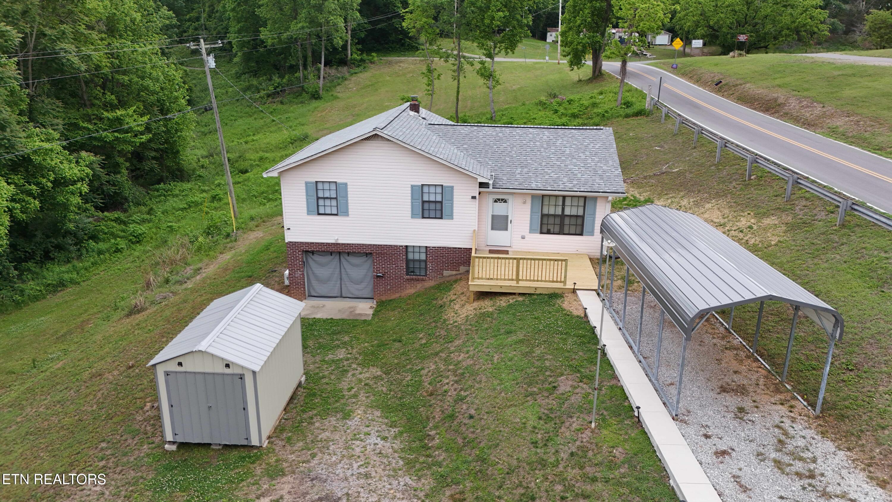 main property photo 33