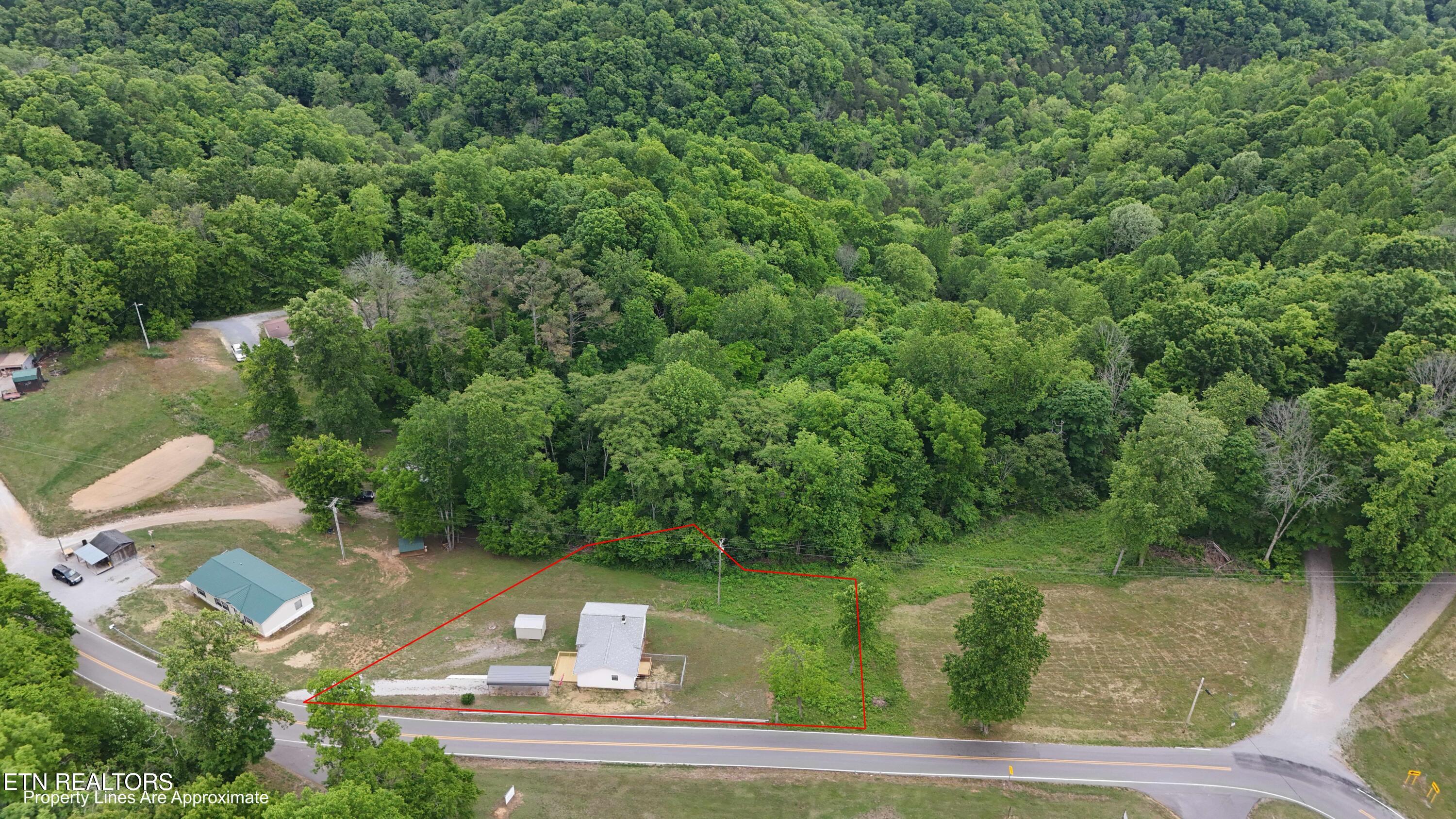 main property photo 41