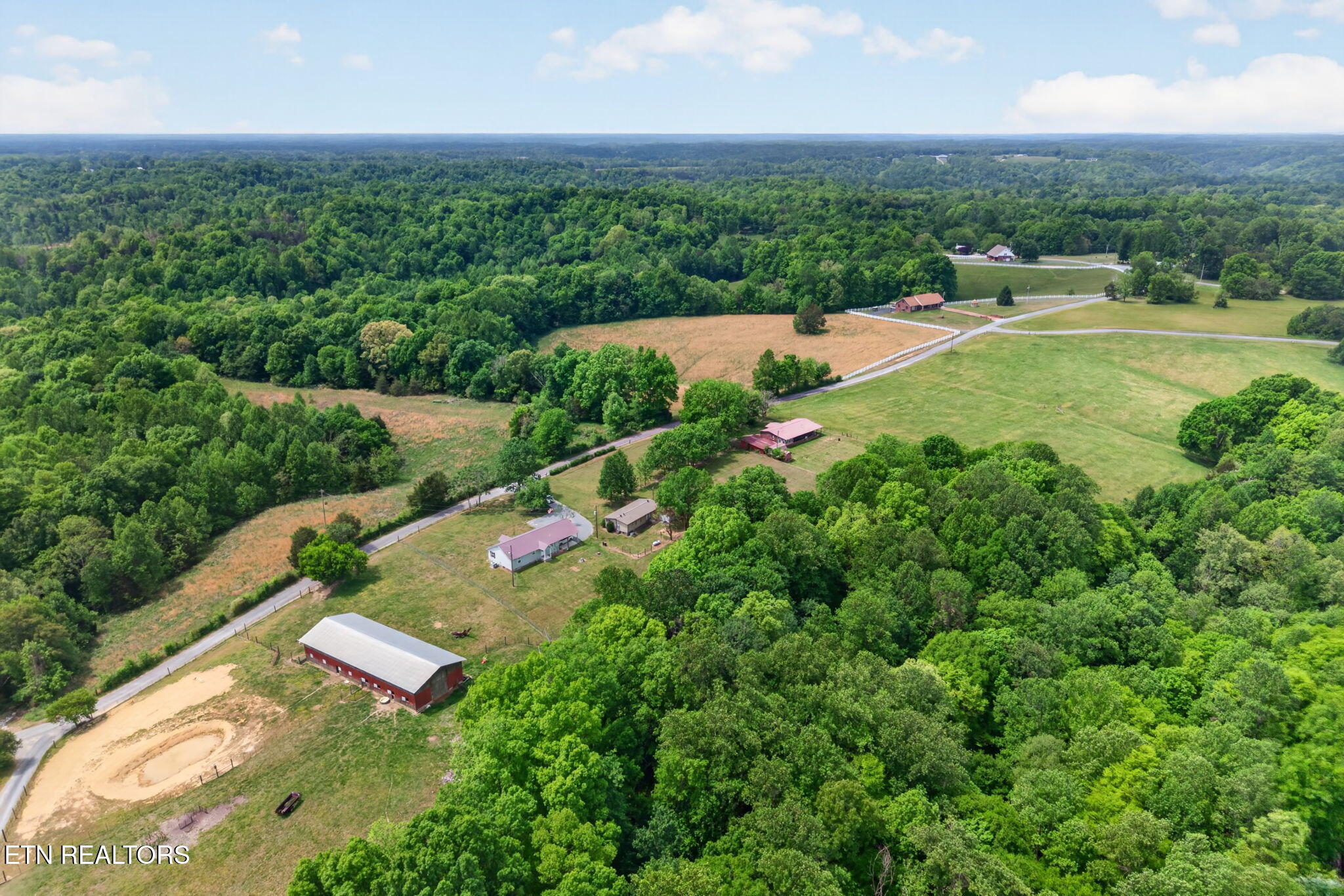 main property photo 17