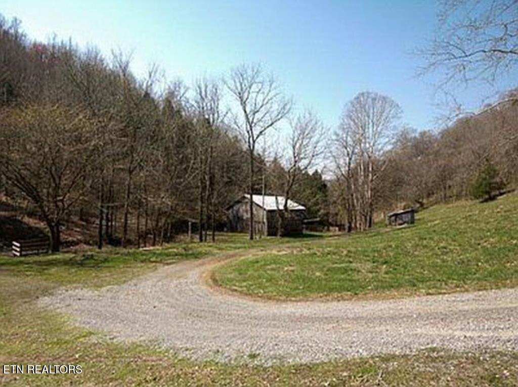 main property photo 34