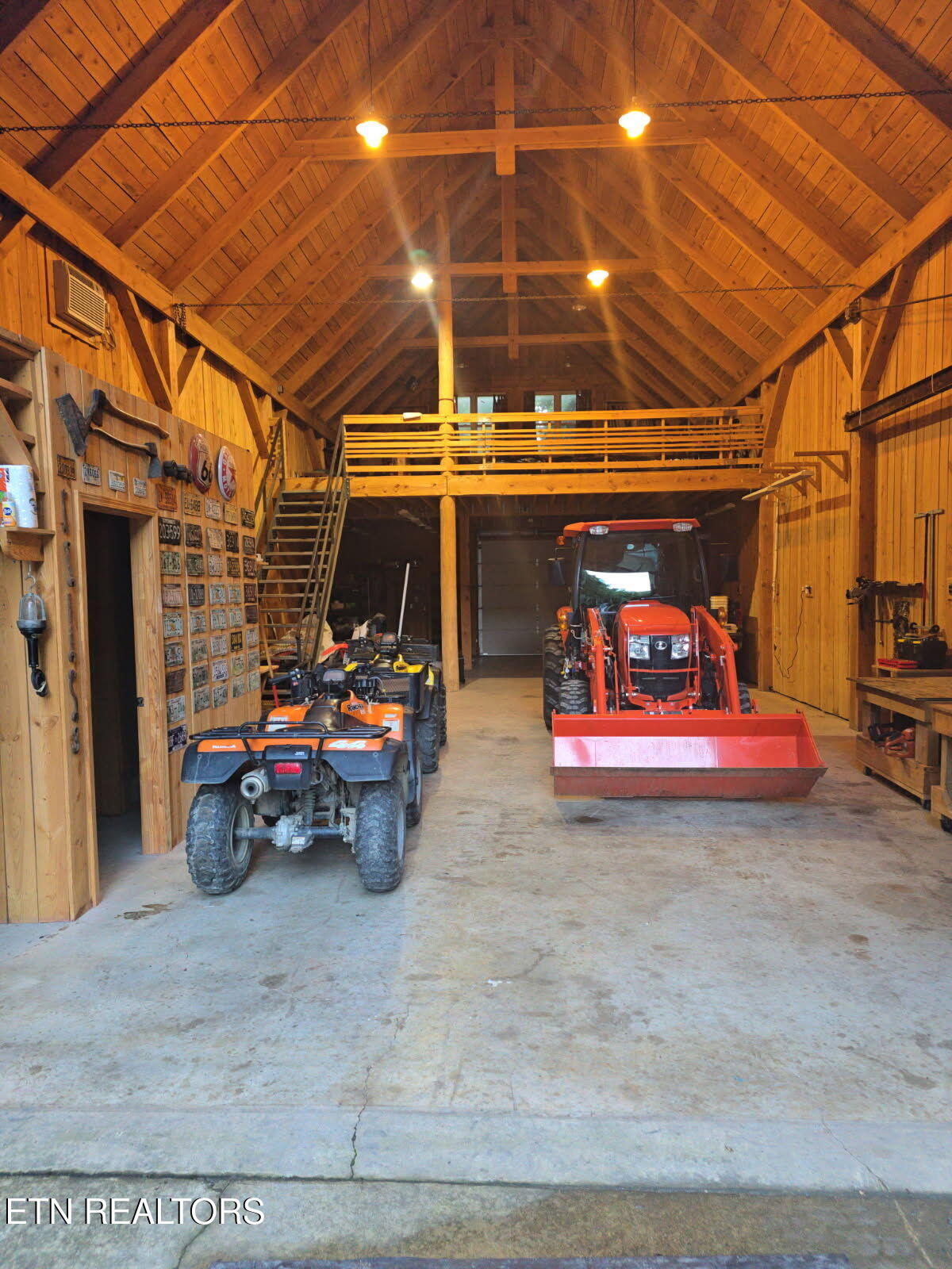 main property photo 50