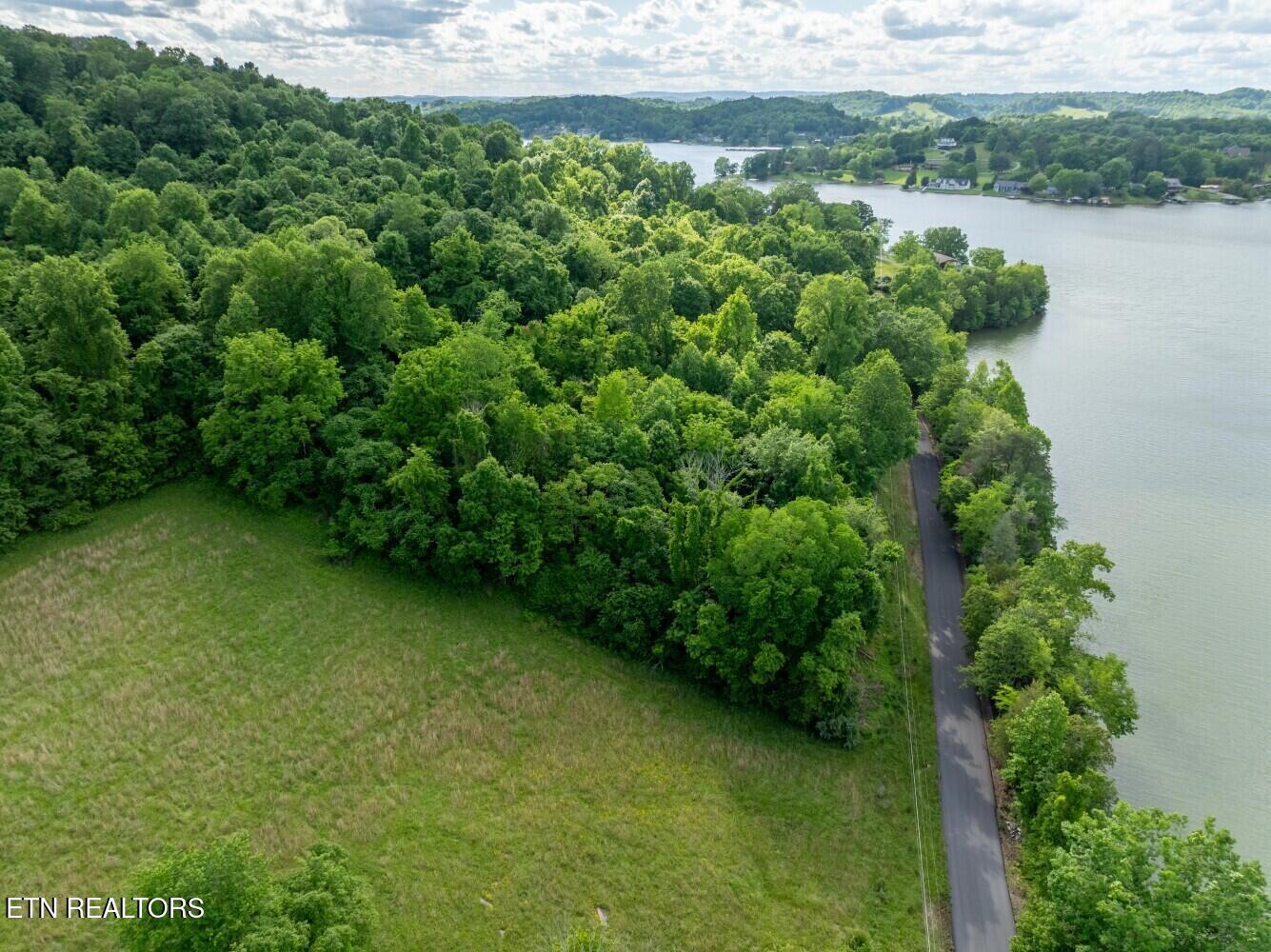 main property photo 27