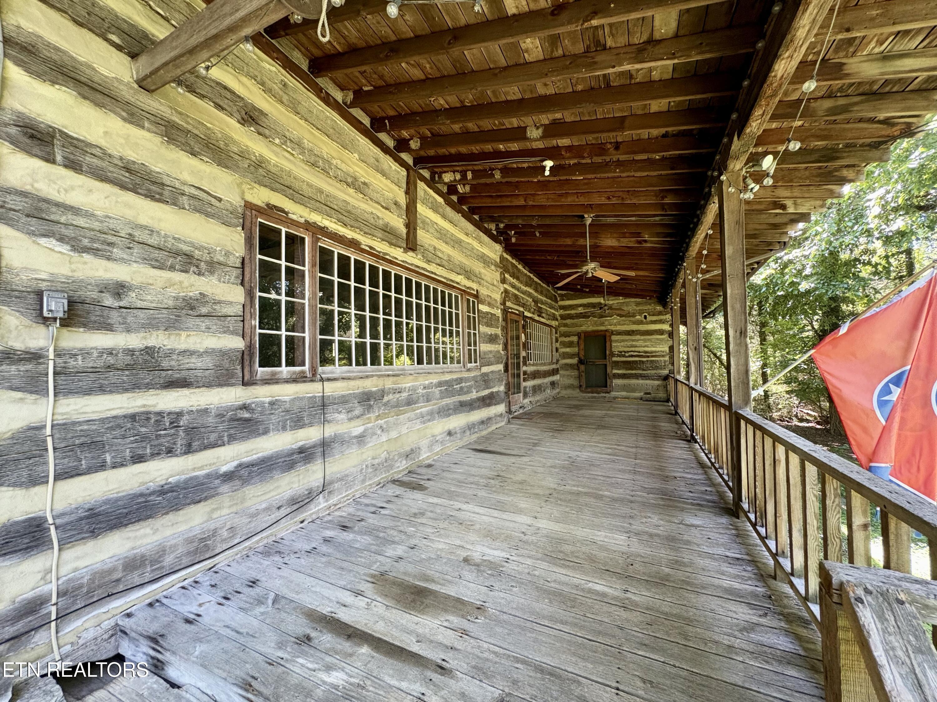 main property photo 41