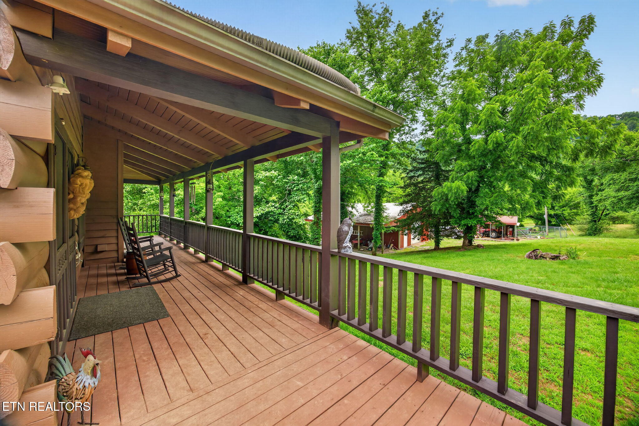 main property photo 4