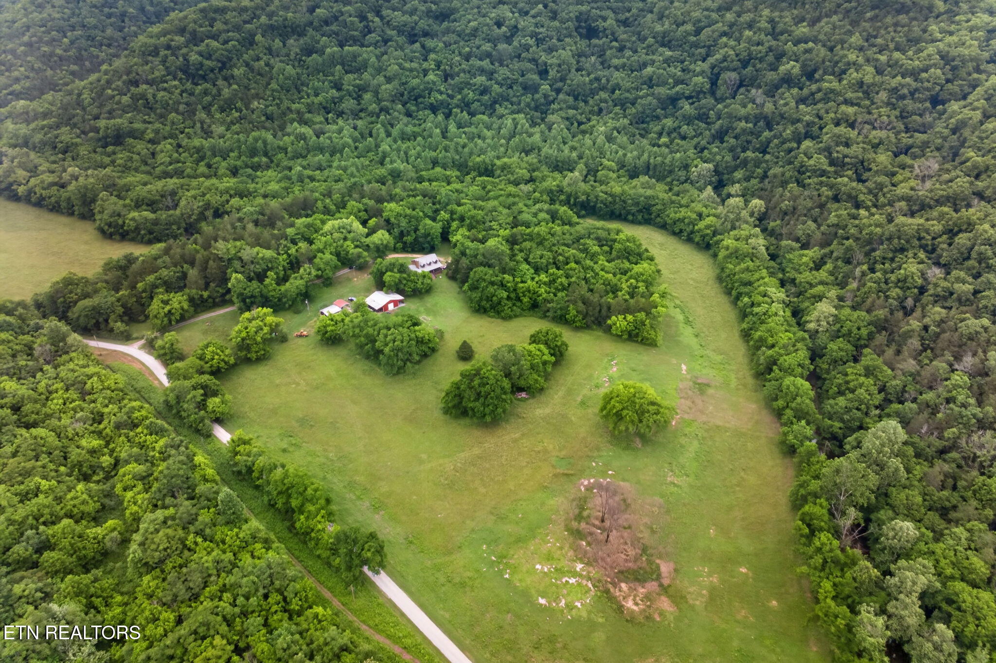 main property photo 45