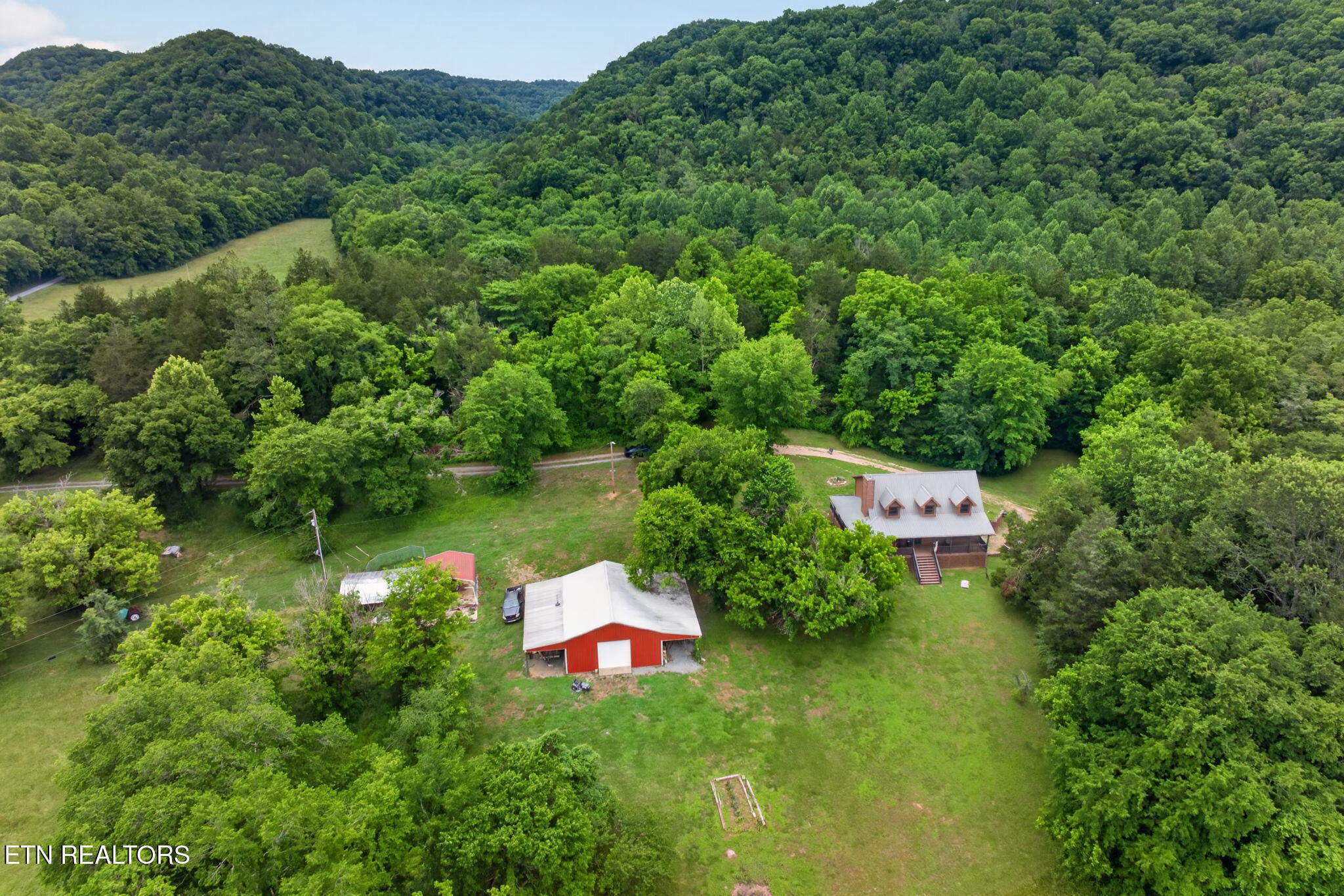 main property photo 47