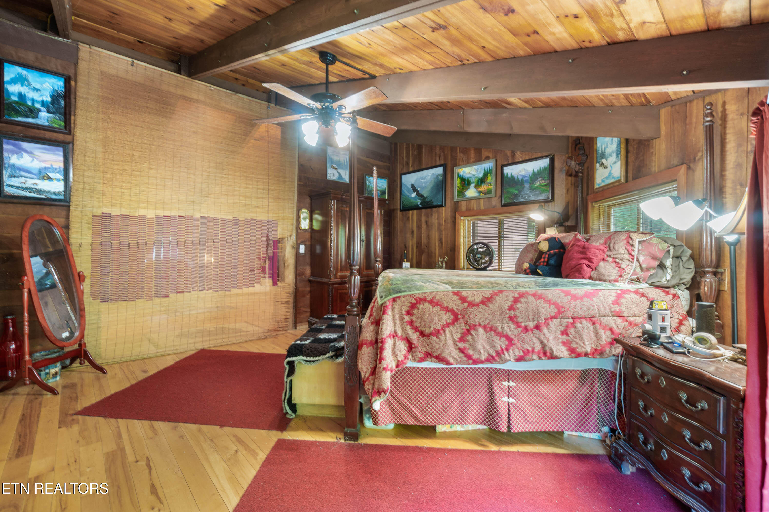 main property photo 26