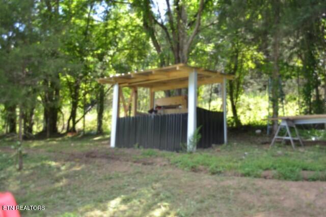 main property photo 10