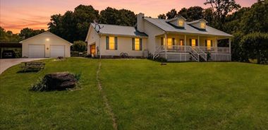 image of property with 3 Bed | 2 Bath | 1,260 Sqft