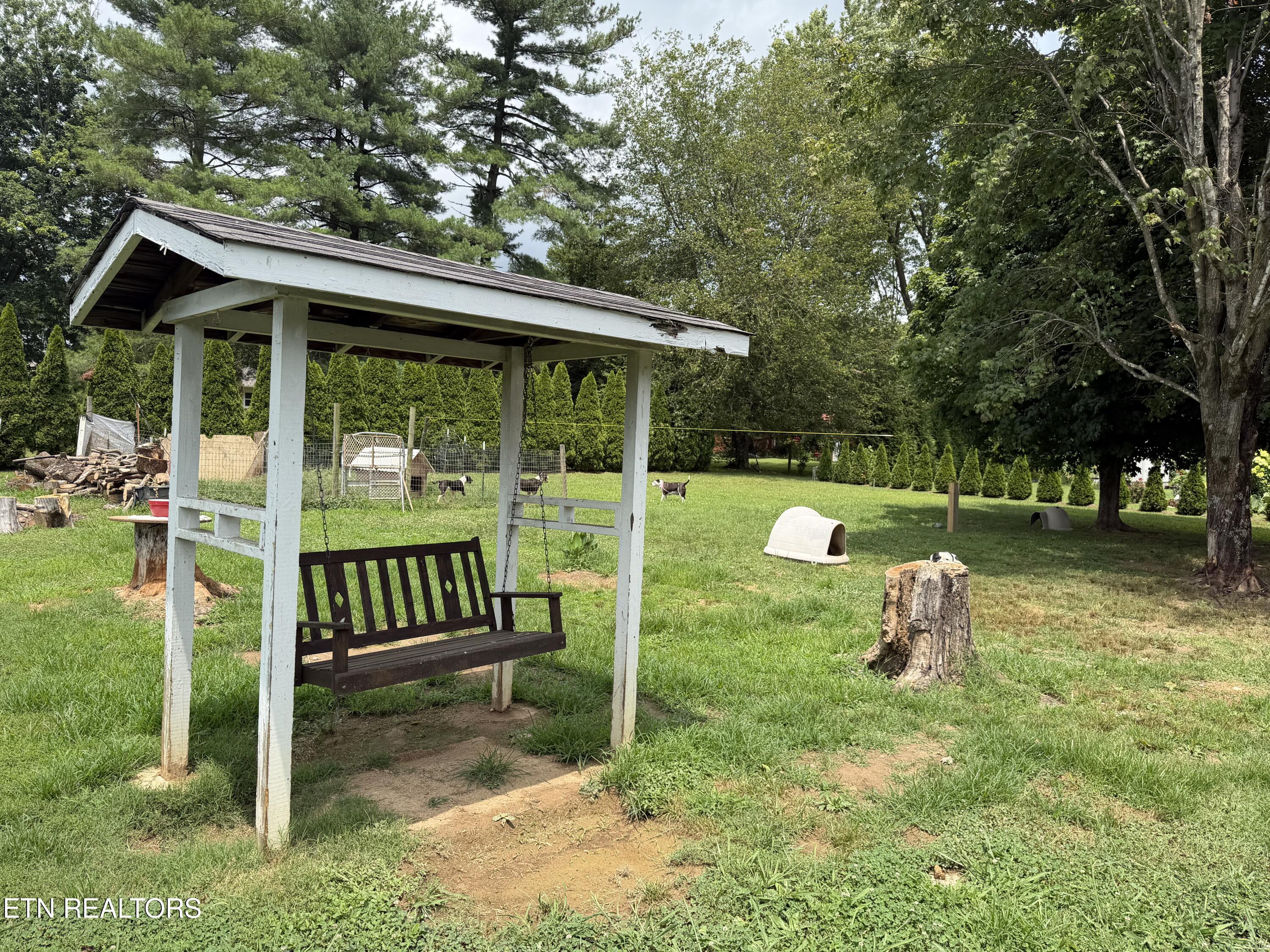 main property photo 19