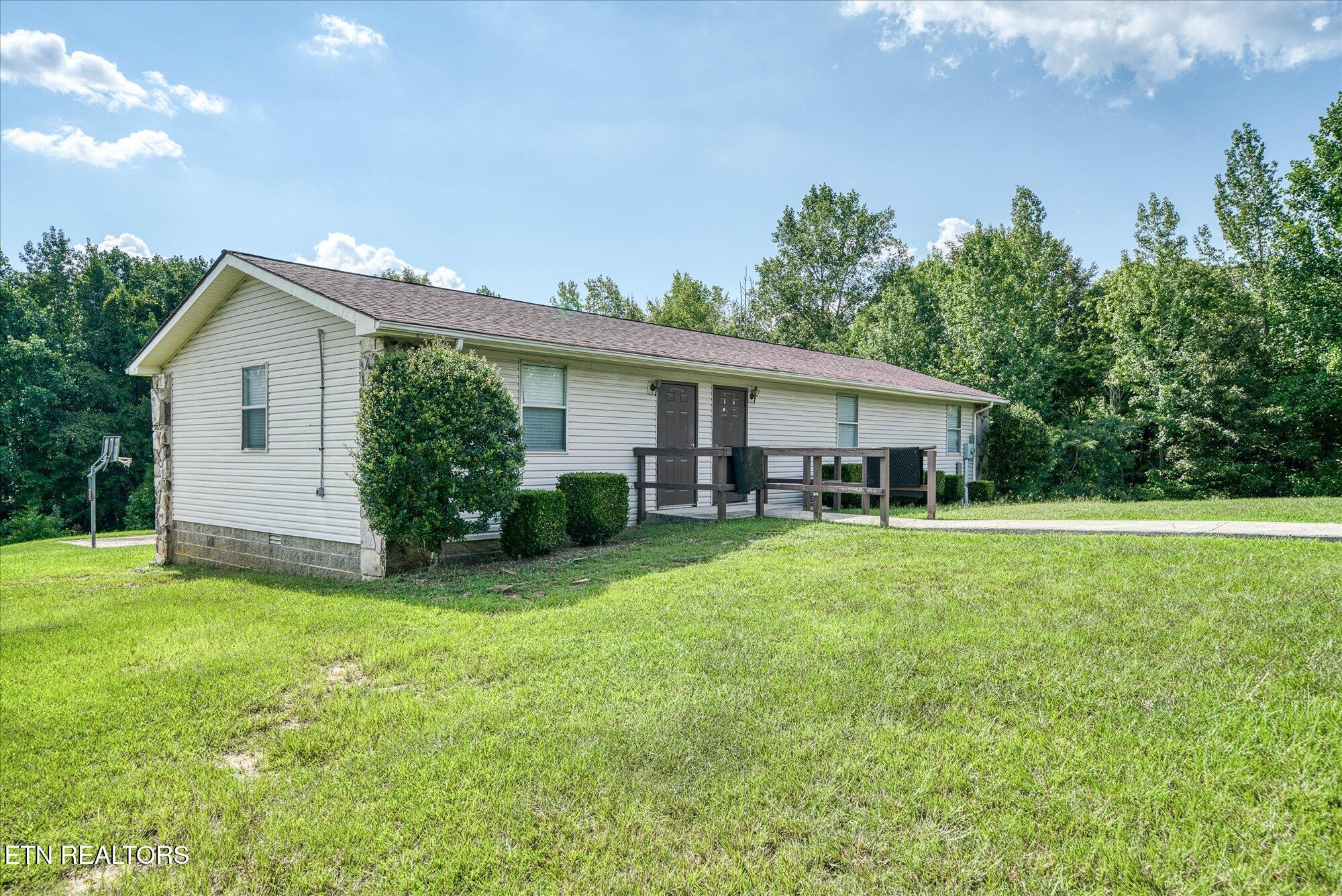 main property photo 5