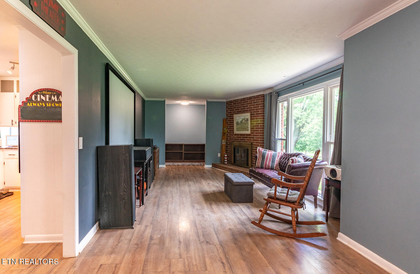 main property photo 17