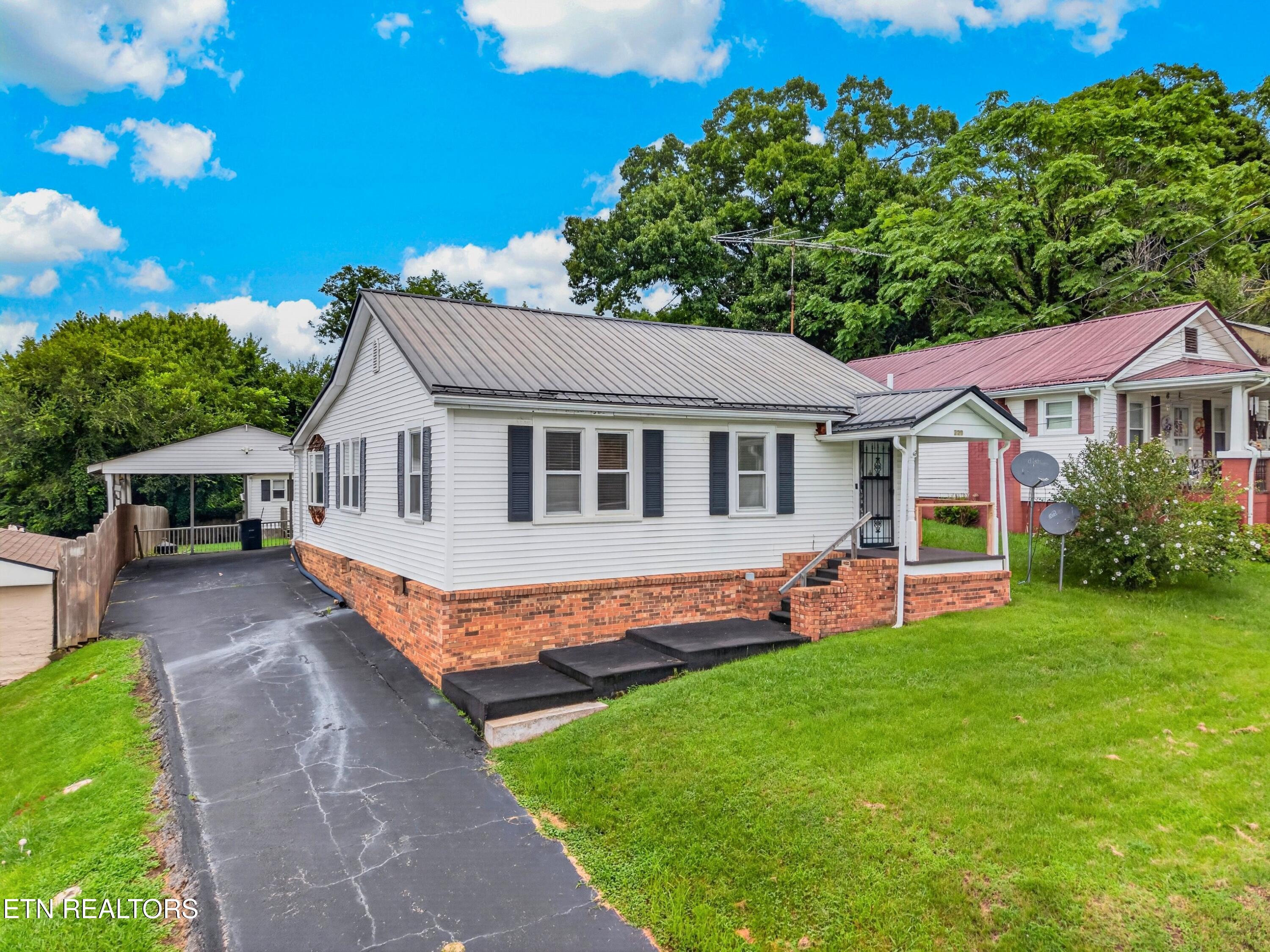 main property photo 1