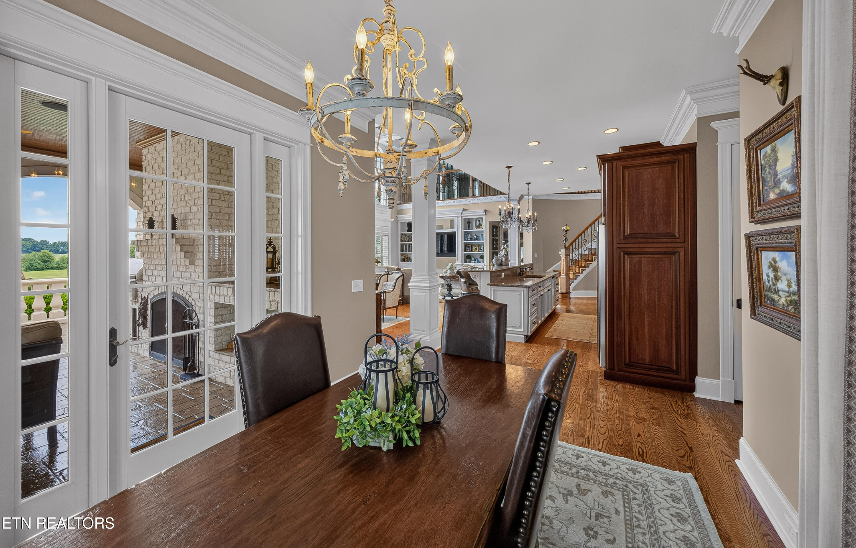 main property photo 18