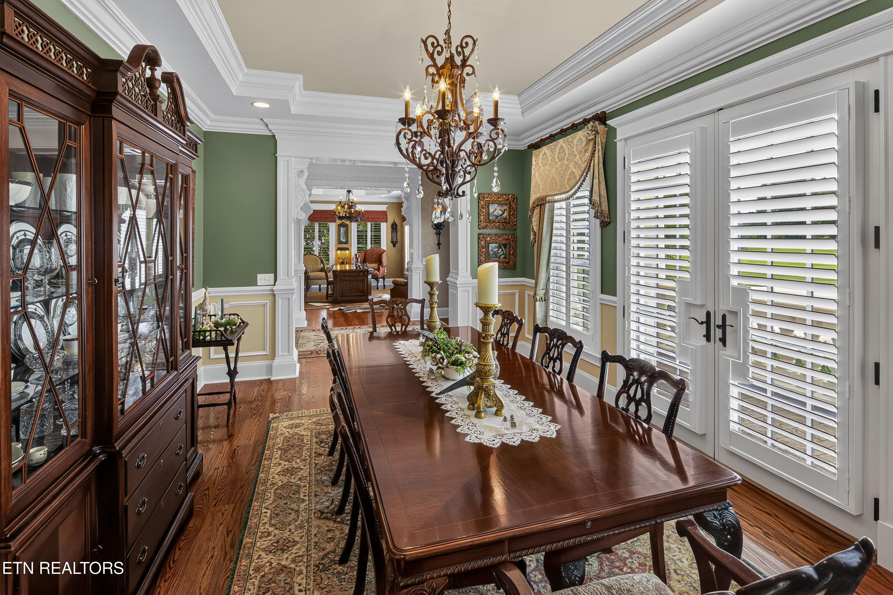 main property photo 8