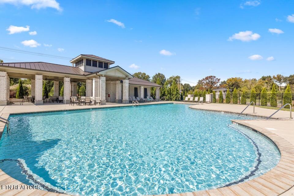 main property photo 58