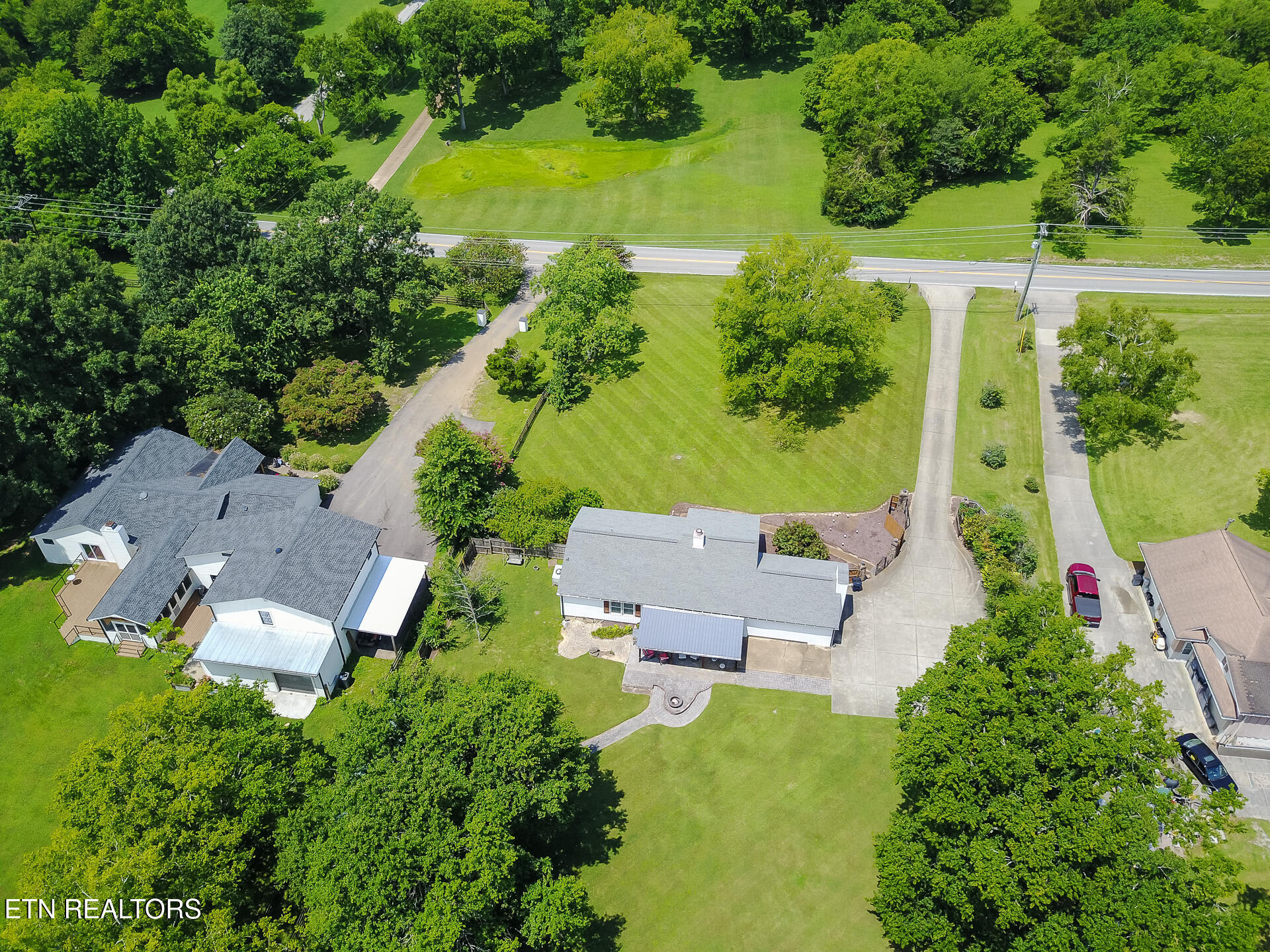 main property photo 44