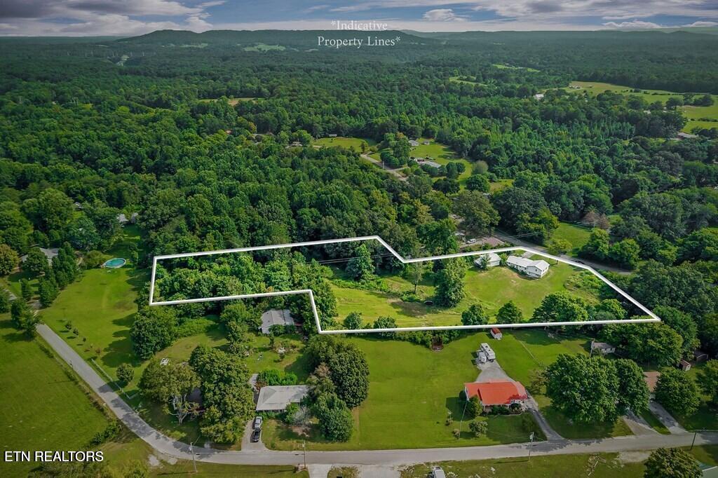 main property photo 40