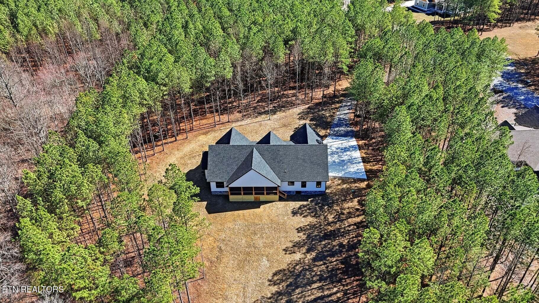 main property photo 51