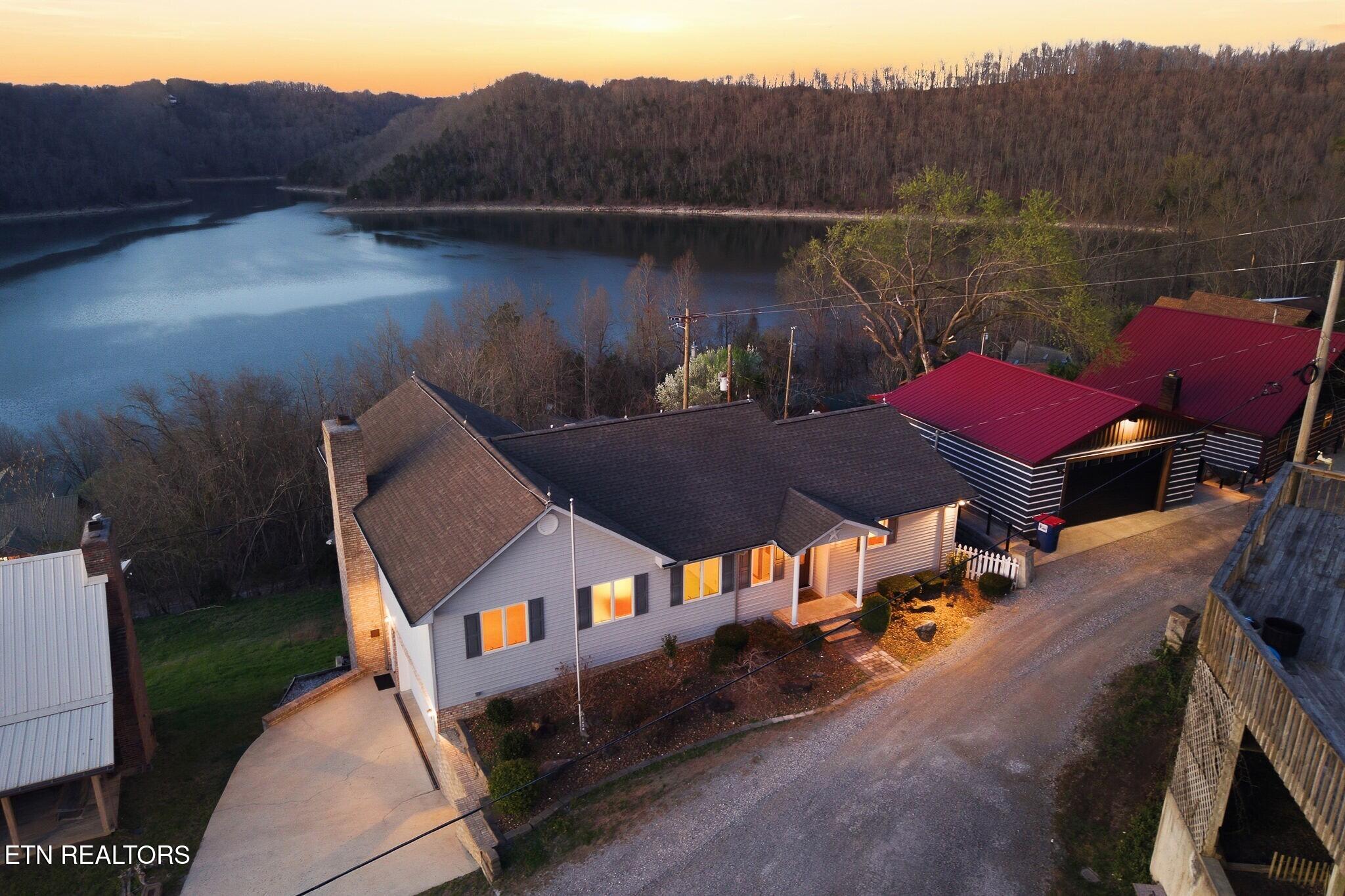 main property photo 51