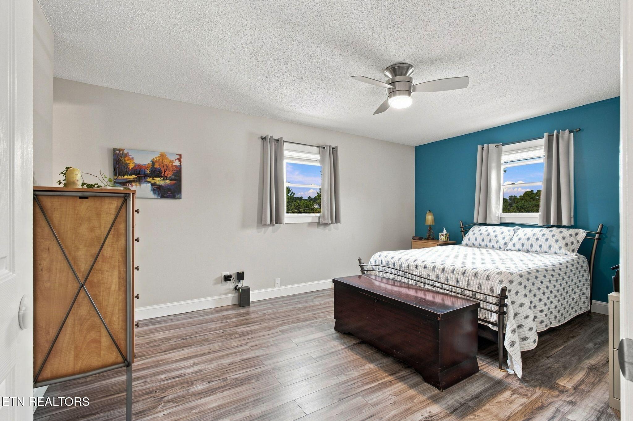 property viewer photo 22