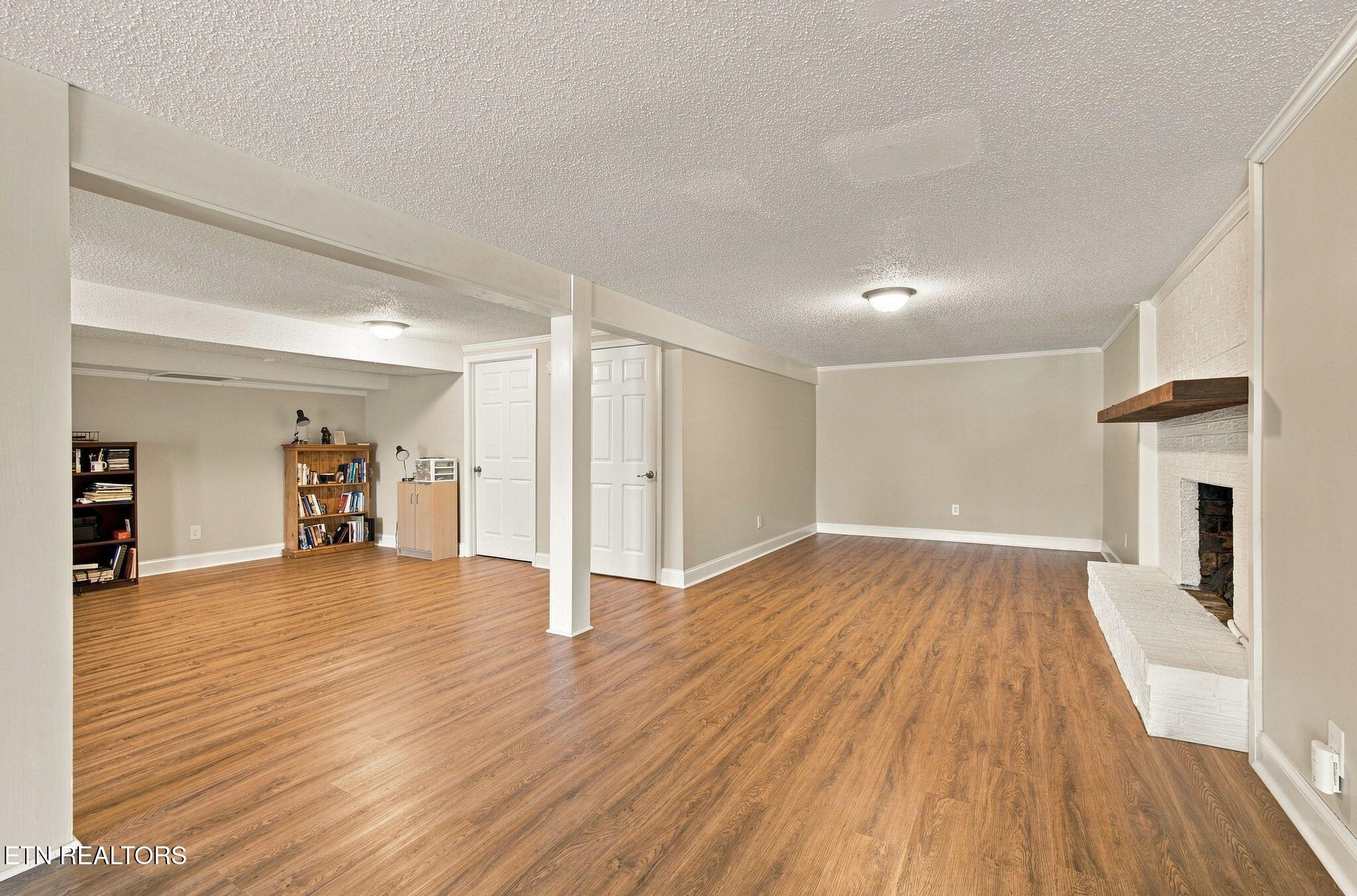 property viewer photo 29