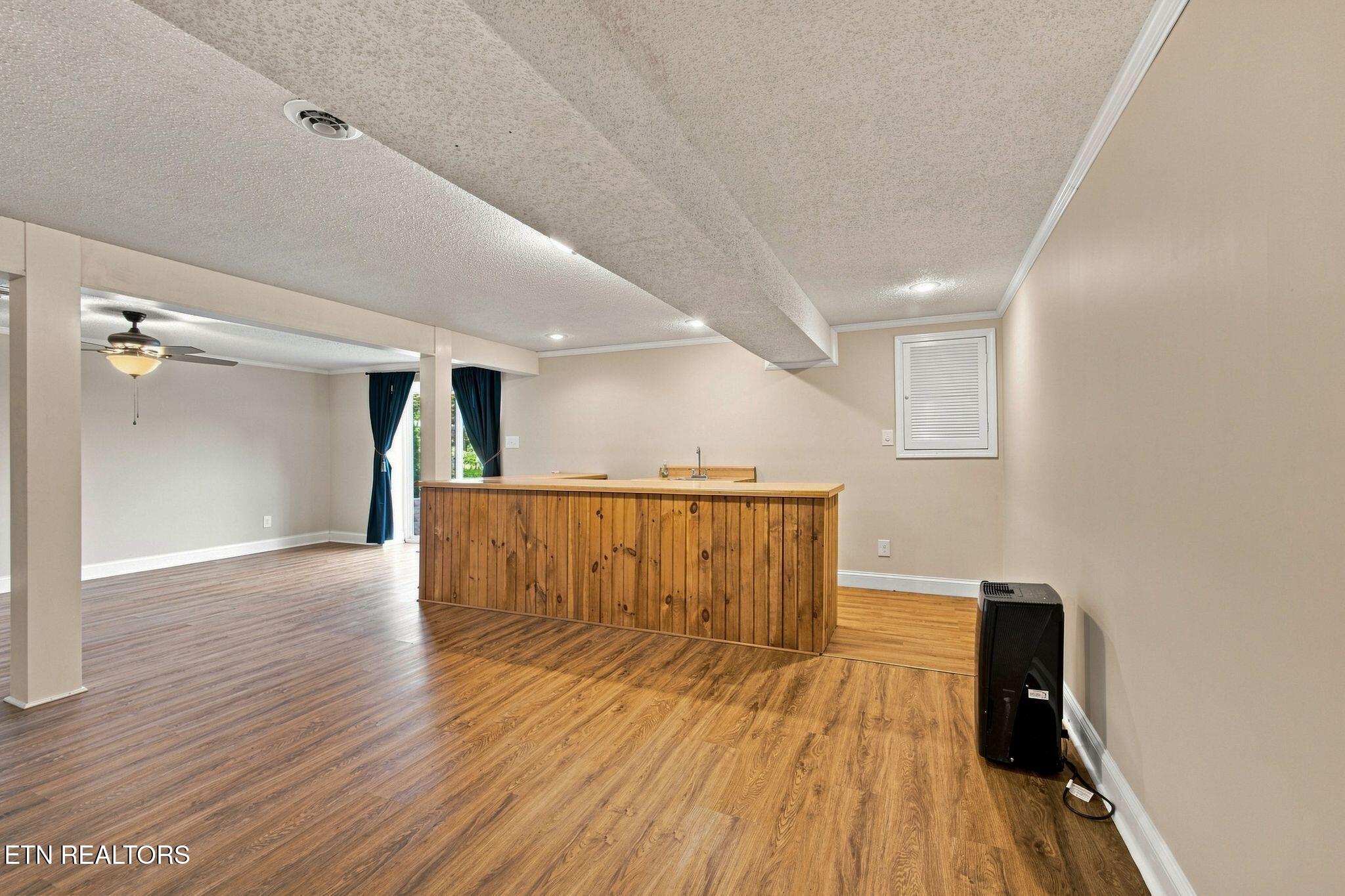 property viewer photo 30
