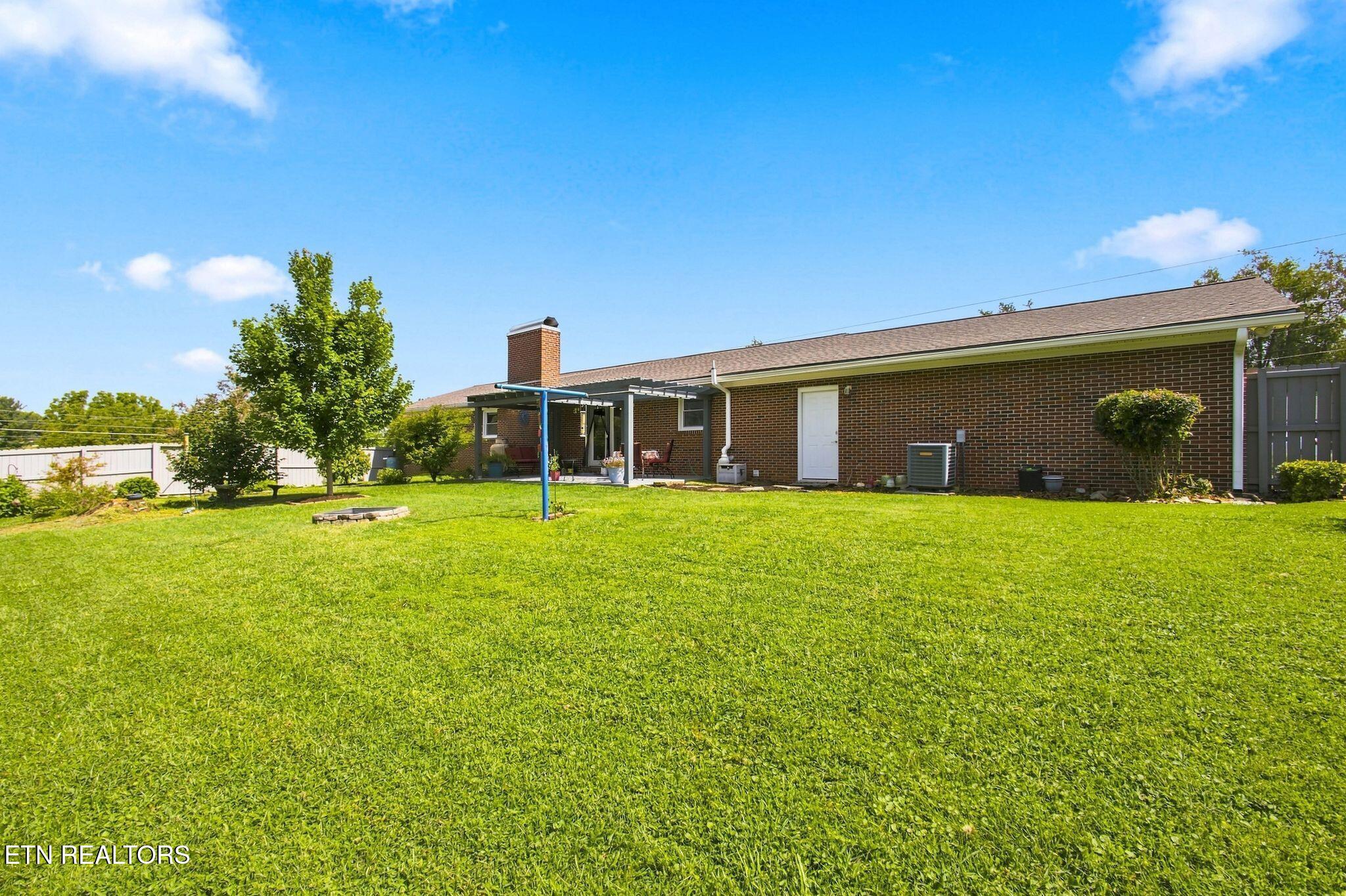 property viewer photo 36