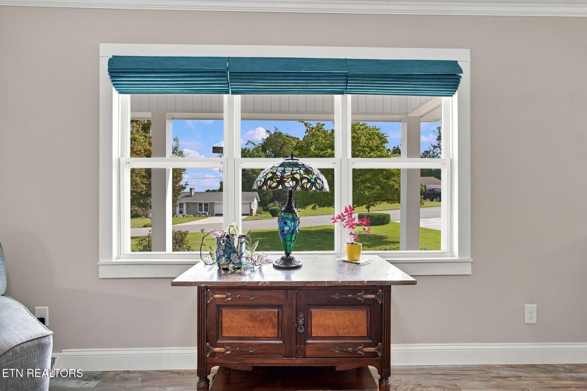property viewer photo 8