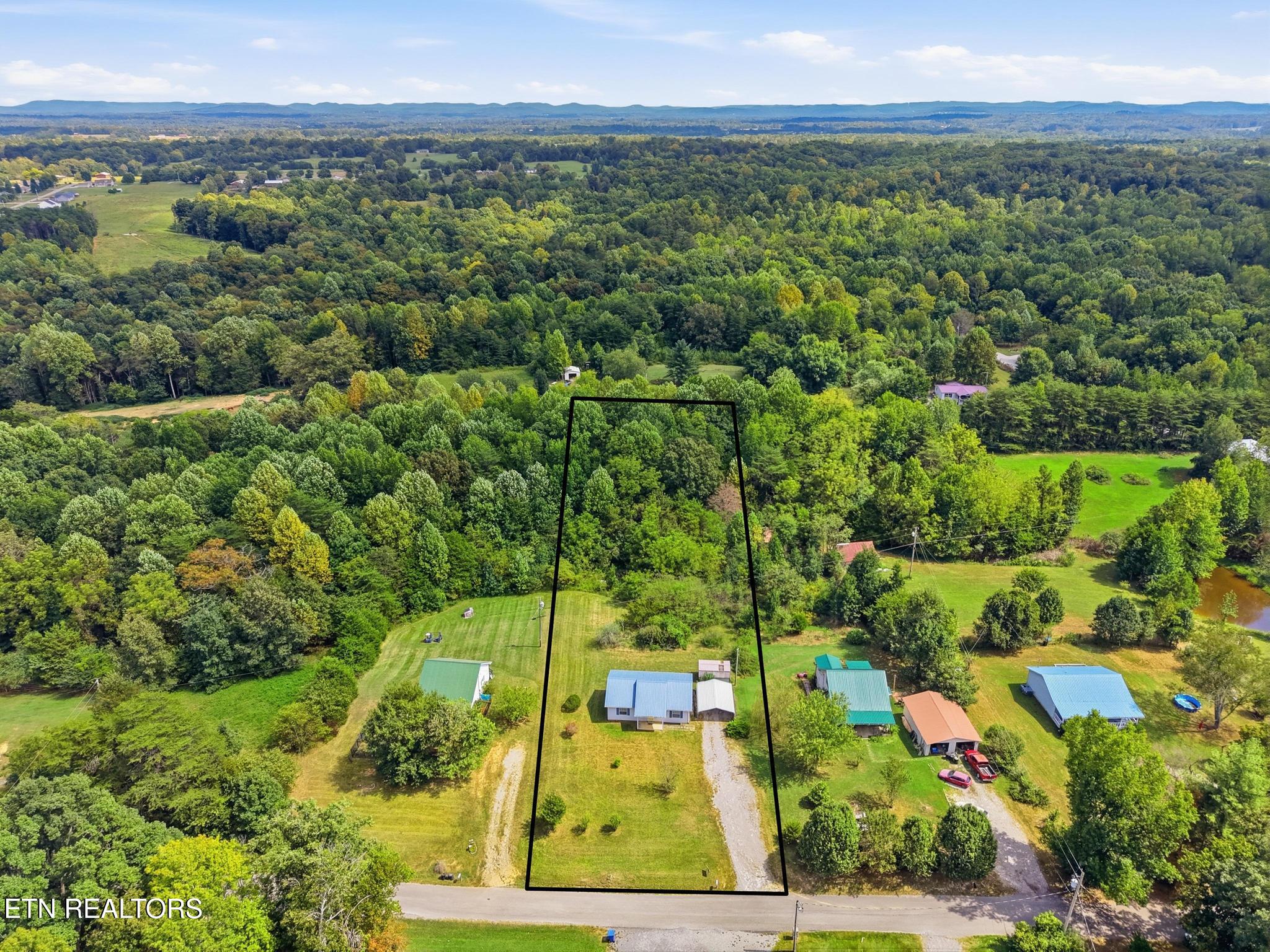 main property photo 33