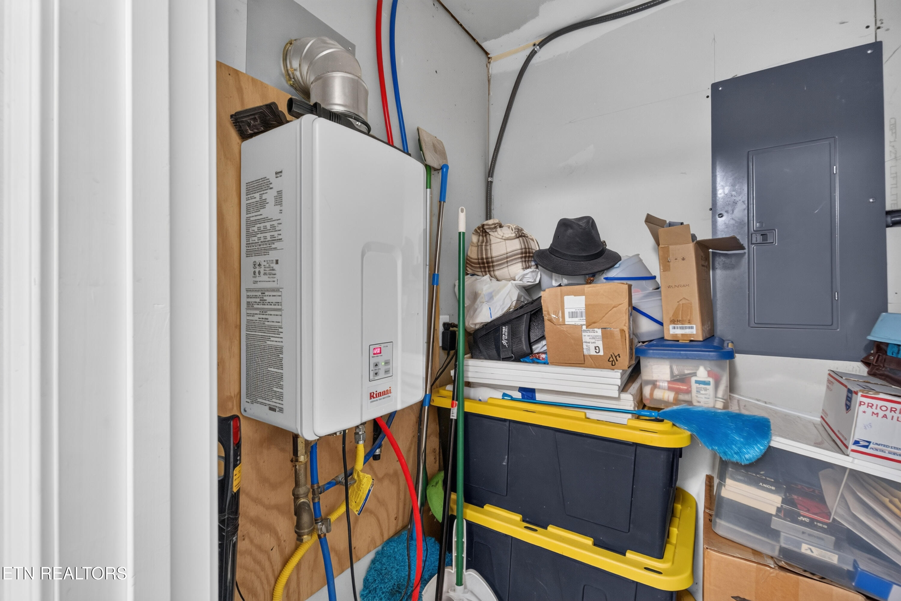 main property photo 21