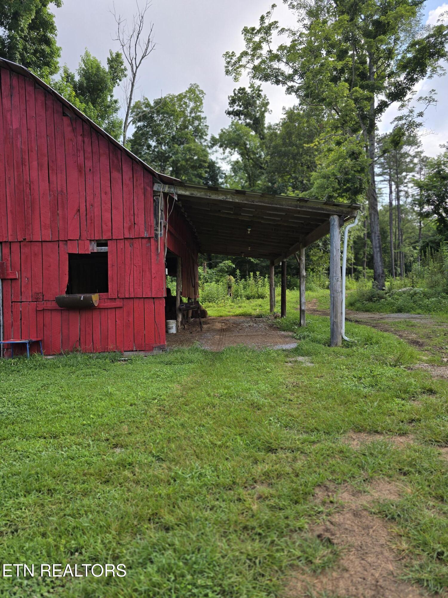 main property photo 44