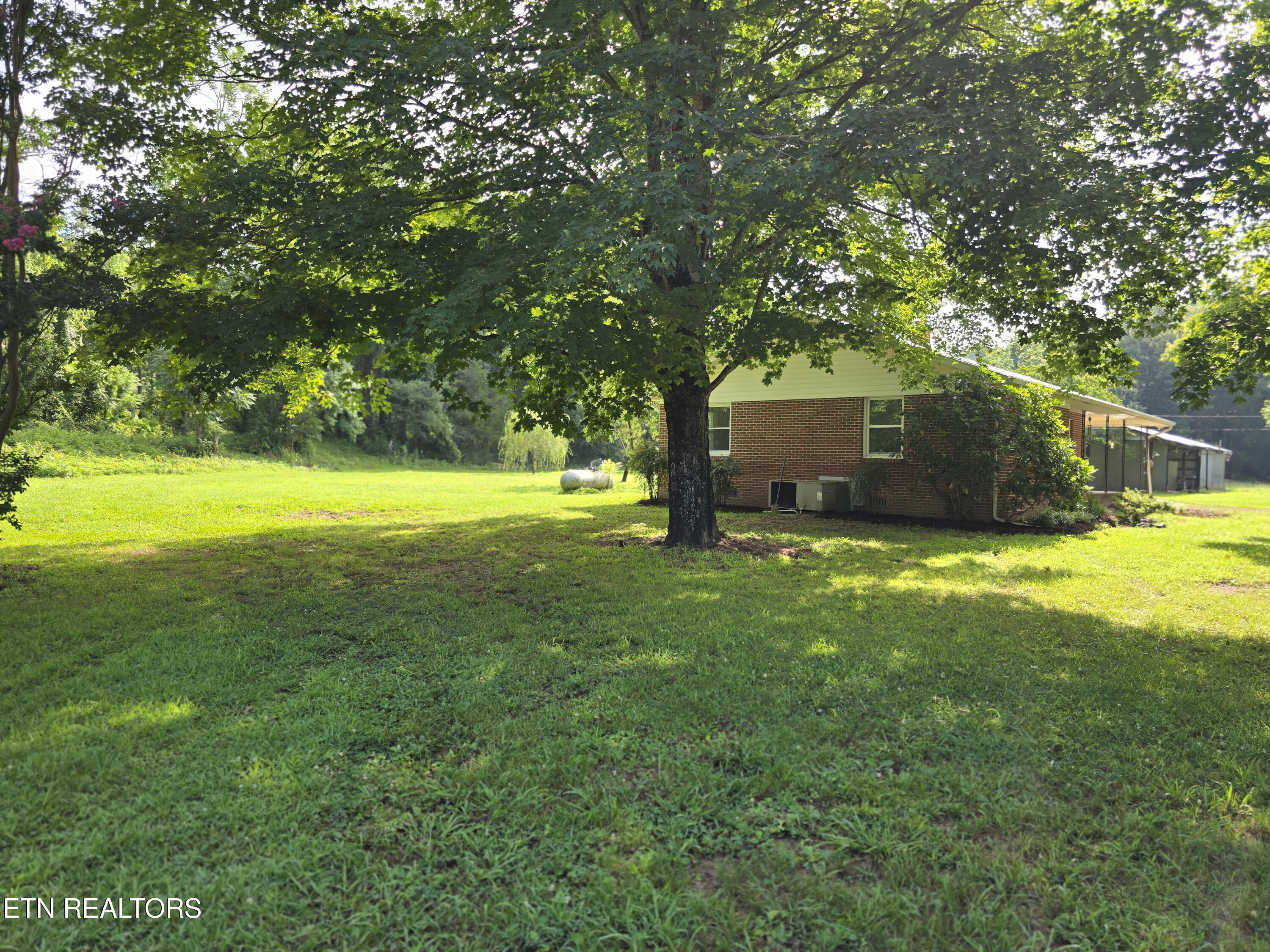 main property photo 50
