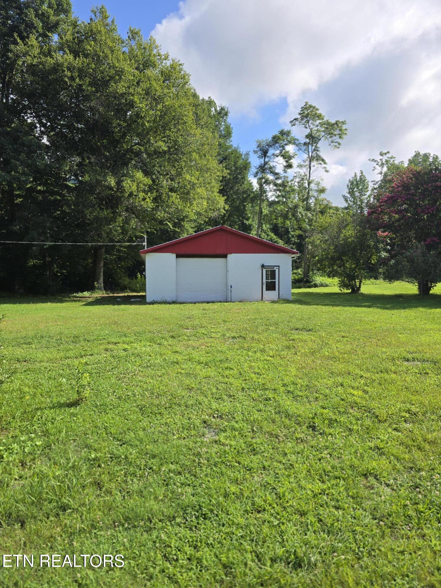 main property photo 51