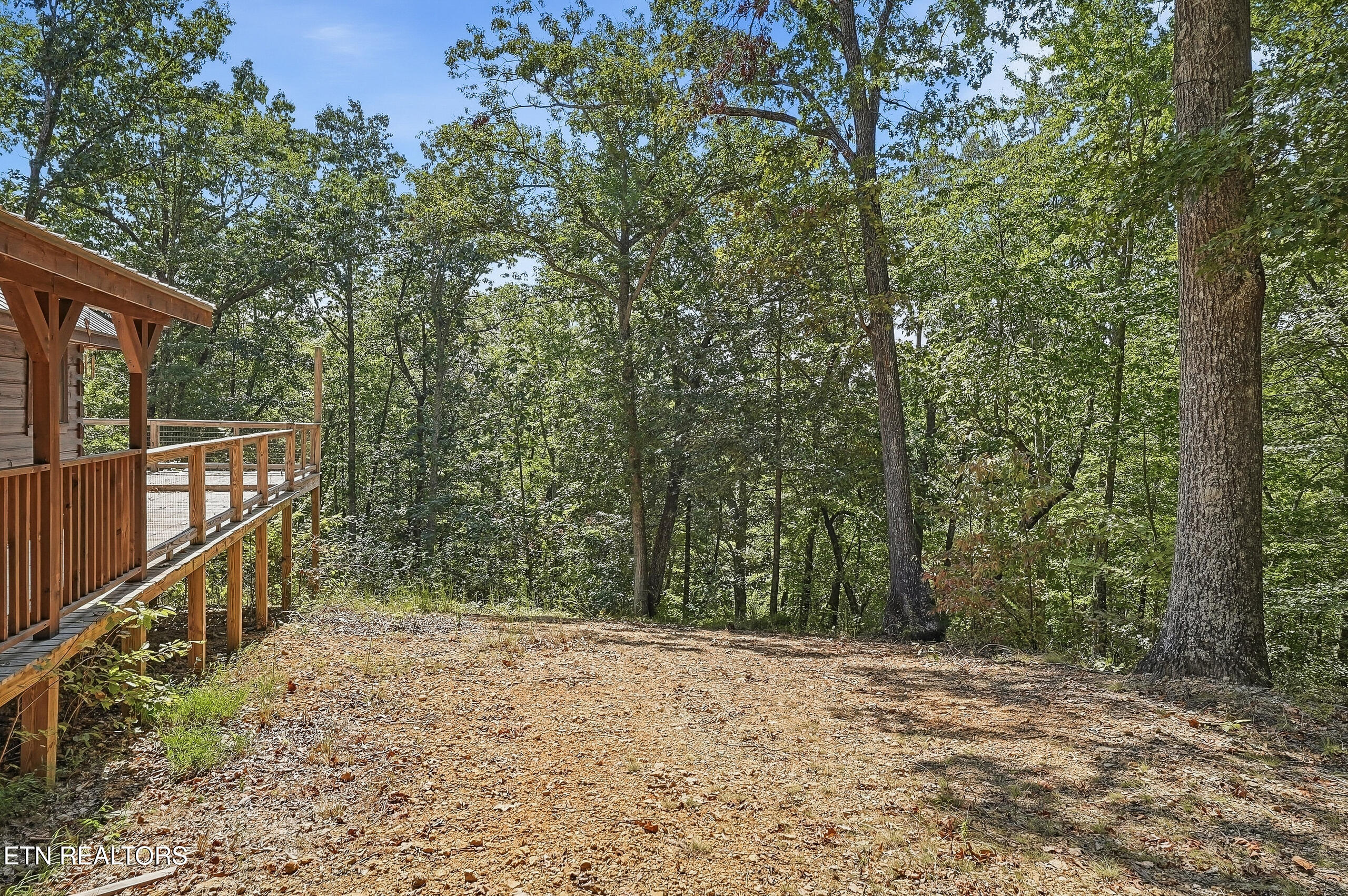 main property photo 22