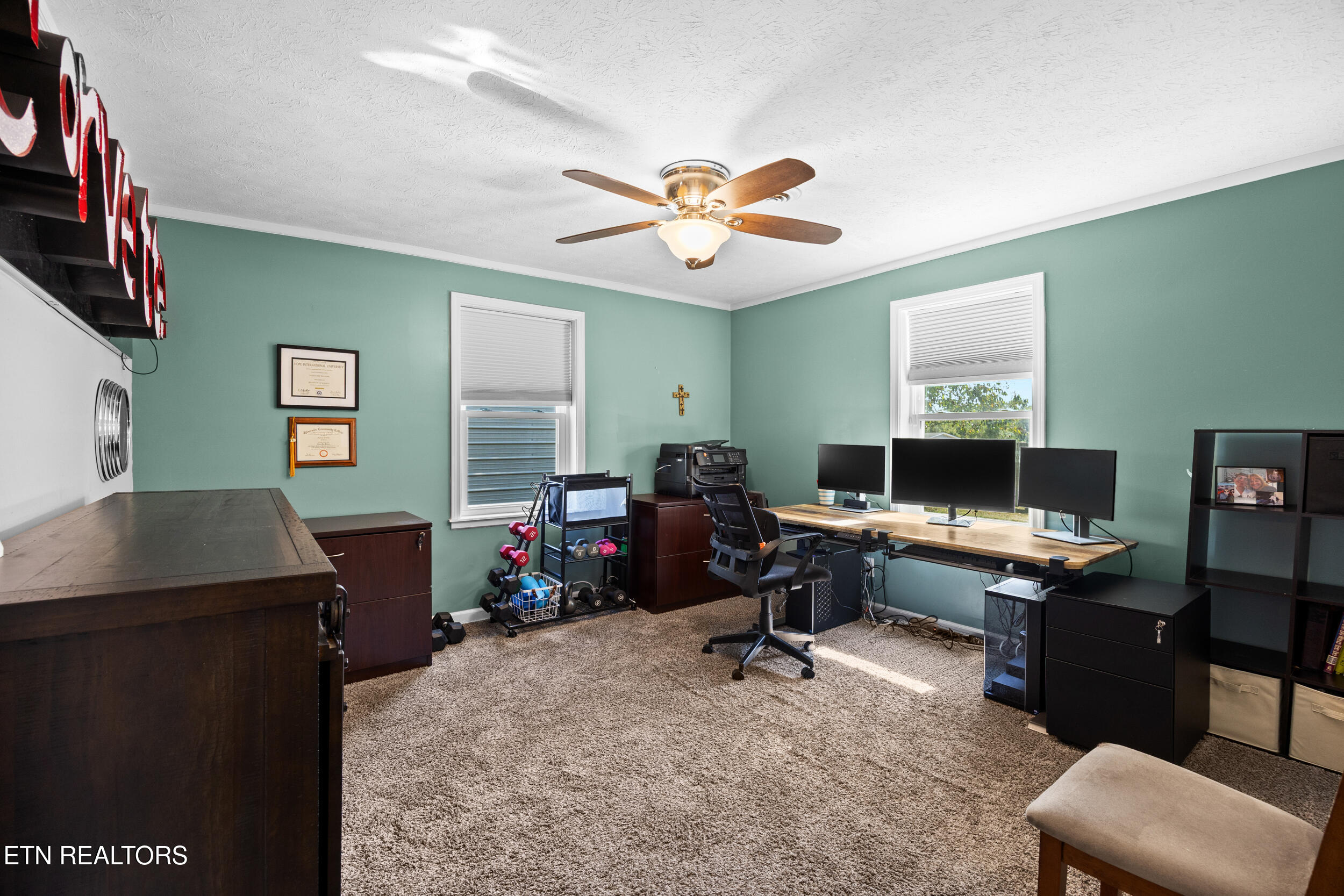 main property photo 12