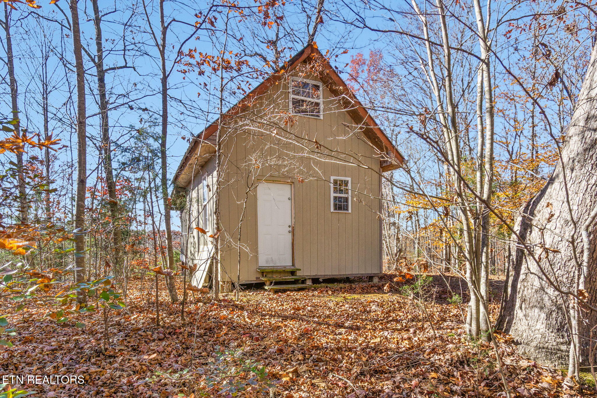 main property photo 15